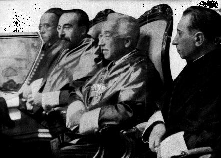 En la memoria (foto 2 de 7): Visita del Presidente de la II República al Instituto