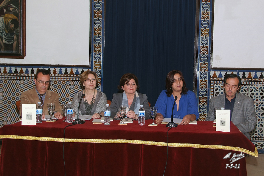 Foto 2 de 5 del artículo «Presentación de un libro de poemas de Alonso Santiago en el Instituto Aguilar y Eslava»