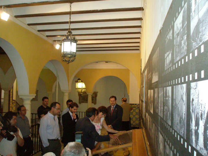 Foto 2 de 7 del artículo «La presidenta de la Diputación, Mª Luisa Ceballos visita el Museo Aguilar y Eslava»