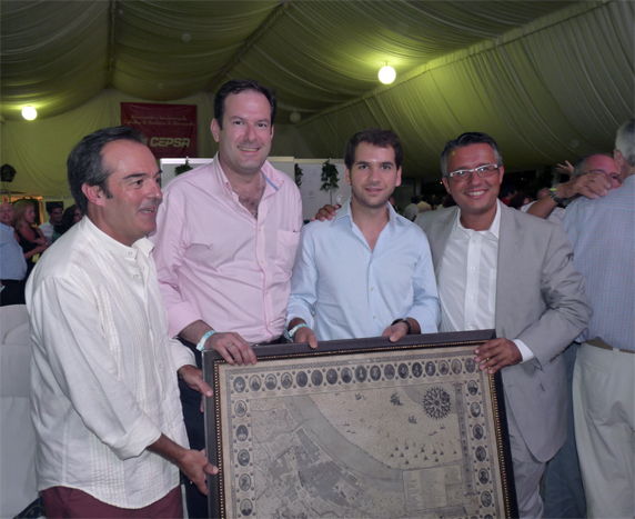 Foto 2 de 4 del artículo «Presentación de la Fundación Puerta de América»