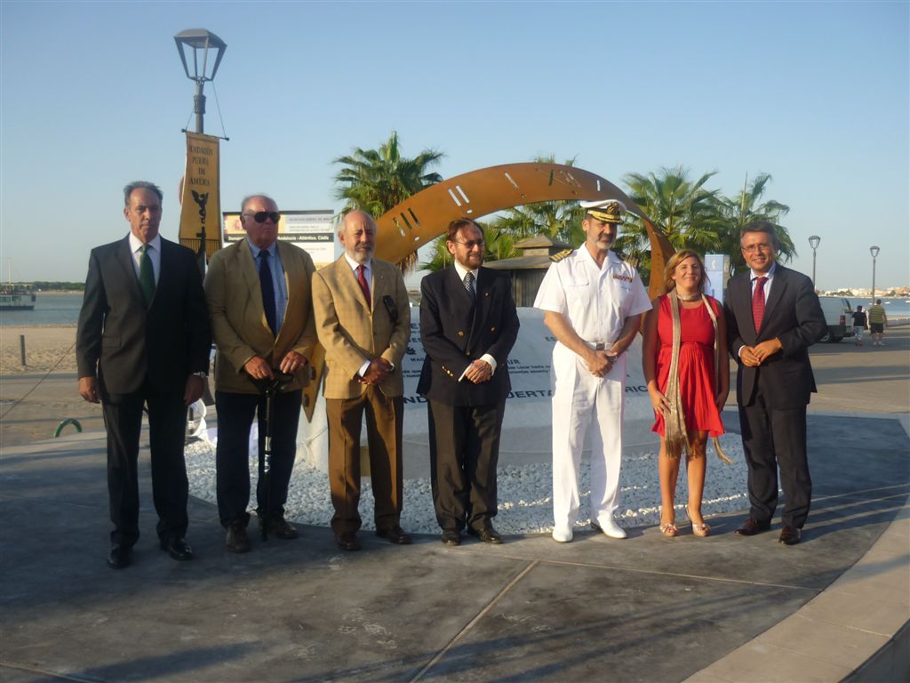 Foto 2 de 5 del artículo «Inauguración del monumento -Reloj Ecuatorial- de la Fundación Puerta de América»