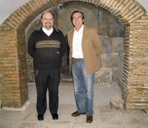 Foto 1 de 5 del artículo «El presidente del Centro Español de Sindonología (CES) visita el Museo Aguilar y Eslava»