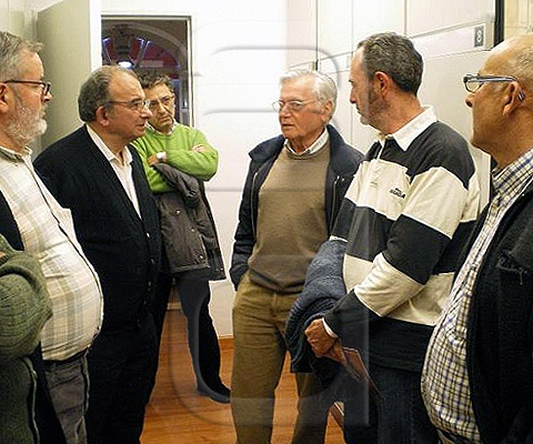 Foto 2 de 2 del artículo «Visita del Taller de Catalogación Bibliográfica a la Fundación- Biblioteca Manuel Ruiz…»
