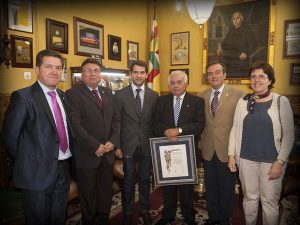 Foto 1 de 6 del artículo «Solemne Apertura de curso en el Instituto Aguilar y Eslava»