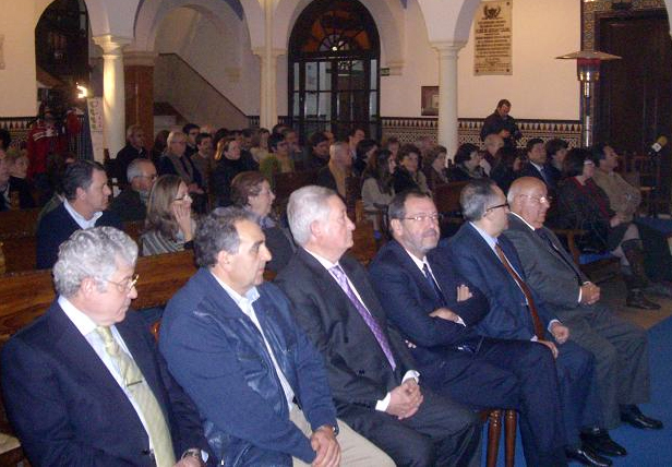 Foto 1 de 3 del artículo «Reconocimiento a los directores del Instituto Aguilar y Eslava»