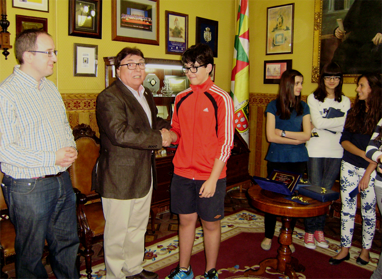 Foto 10 de 11 del artículo «Premios al alumnado del IES Aguilar y Eslava»