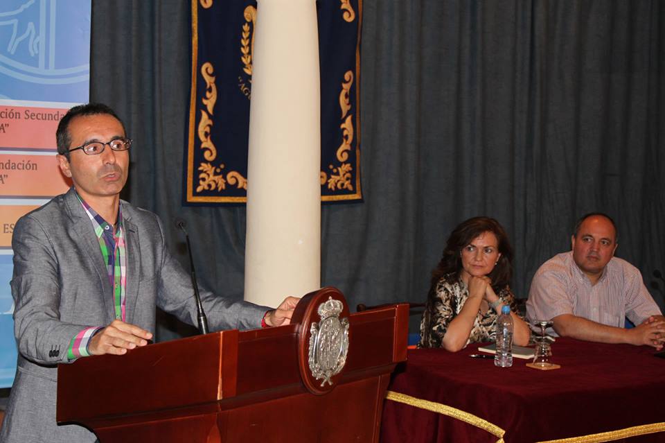 Foto 1 de 5 del artículo «Presentación del libro «Masculinidades y ciudadanía» del profesor Octavio Salazar»