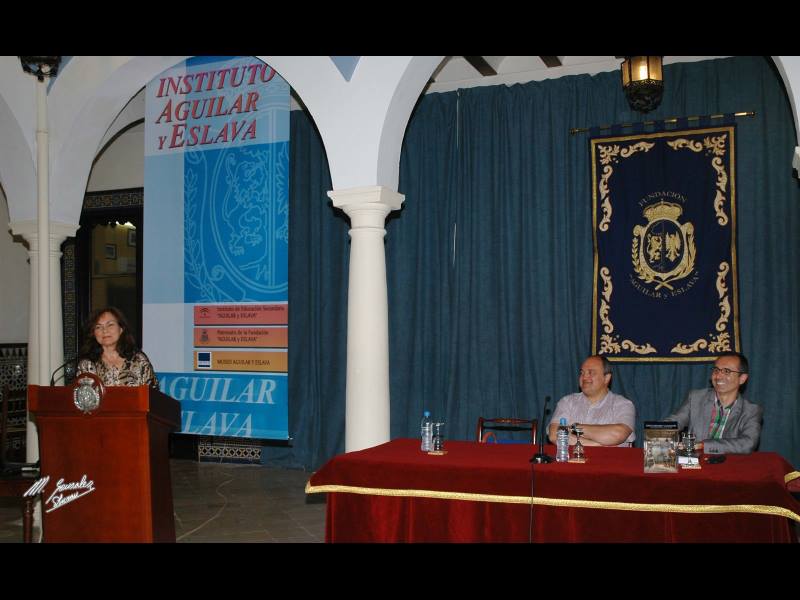 Foto 2 de 5 del artículo «Presentación del libro «Masculinidades y ciudadanía» del profesor Octavio Salazar»