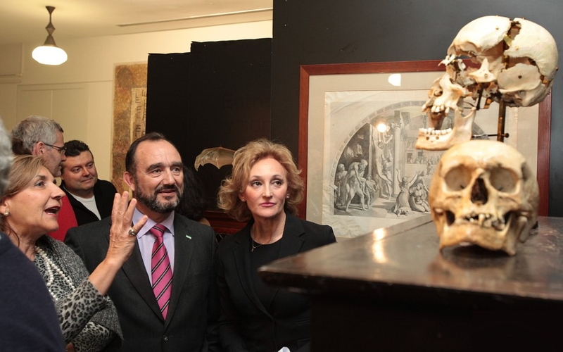 Foto 3 de 3 del artículo «Badajoz recibe a los Institutos históricos de España»