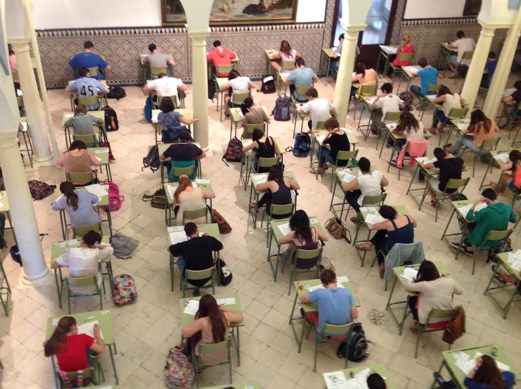 Foto 2 de 4 del artículo «Selectividad 2014 en el Instituto Aguilar y Eslava»