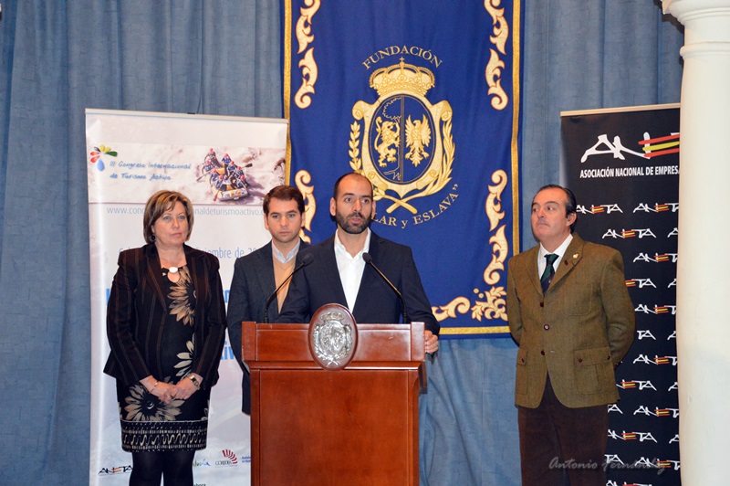 Foto 4 de 7 del artículo «Los congresistas del III Congreso Internacional de Turismo Activo visitaron el Museo…»