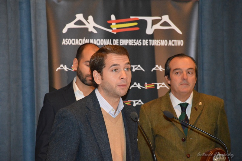 Foto 5 de 7 del artículo «Los congresistas del III Congreso Internacional de Turismo Activo visitaron el Museo…»