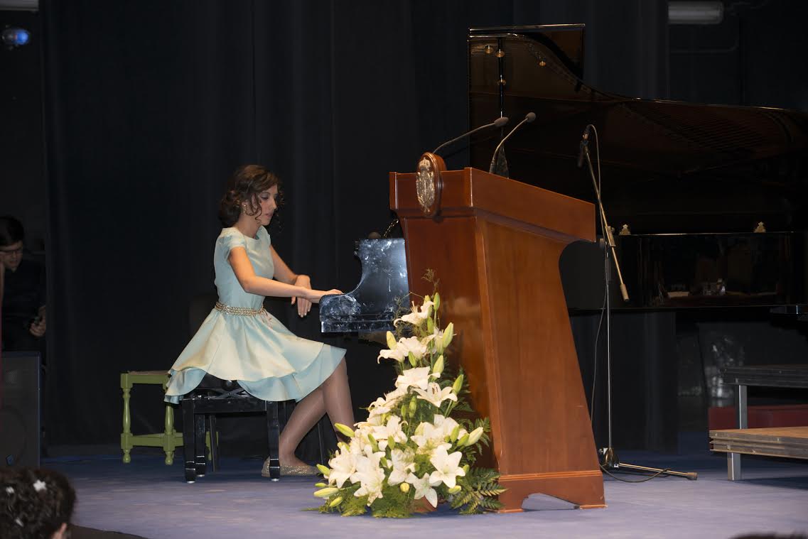 Foto 3 de 7 del artículo «Acto académico de graduación del alumnado que finaliza estudios en el Instituto Aguilar y…»