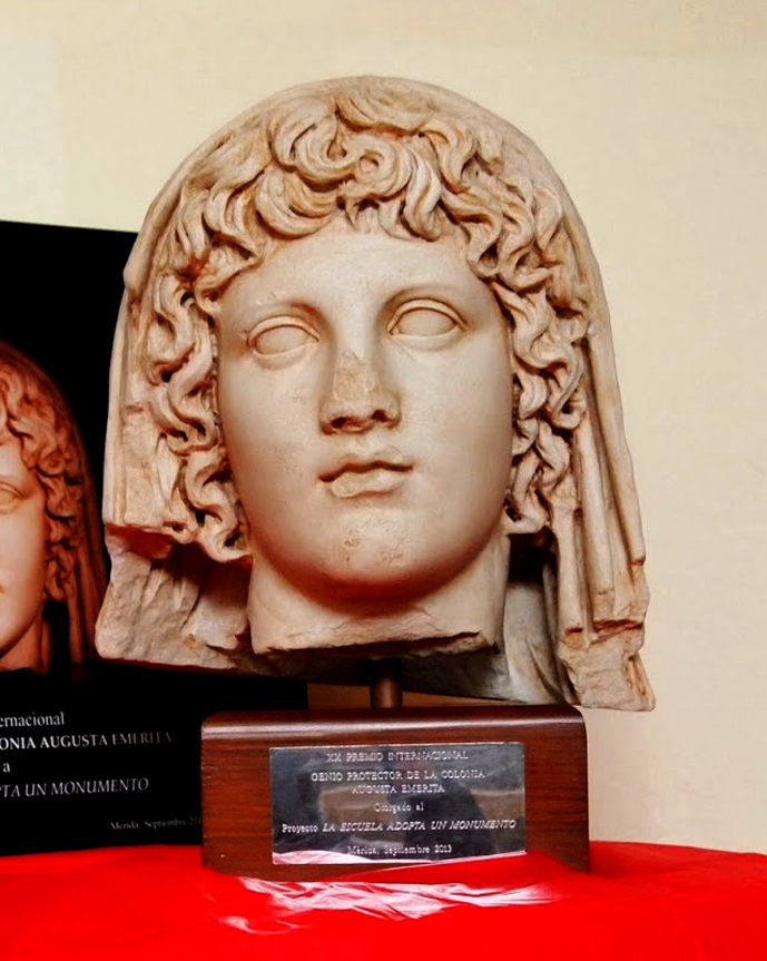 Foto 2 de 2 del artículo «El Museo de la Pasión expondrá una reproducción del Genio Protector de la Colonia…»