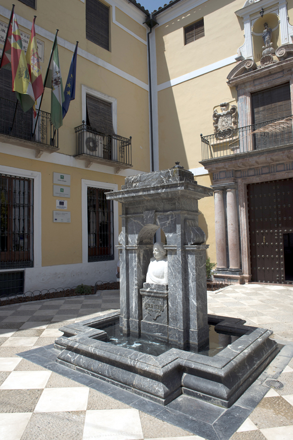 Foto 1 de 5 del artículo «La Plaza de Aguilar y Eslava recupera su aspecto original»