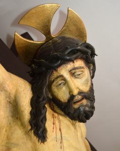 Foto del artículo «Presentada la restauración del Cristo Crucificado del Convento de las Trinitarias en…»