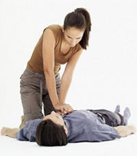 Foto 1 de 2 del artículo «Curso de Técnicas de Resucitación Cardiopulmonar (TRCP) en el IES Aguilar y Eslava»