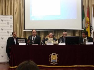 Foto 1 de 2 del artículo «Presentación en el Ateneo de Sevilla del libro «En busca de las especias. La primera…»
