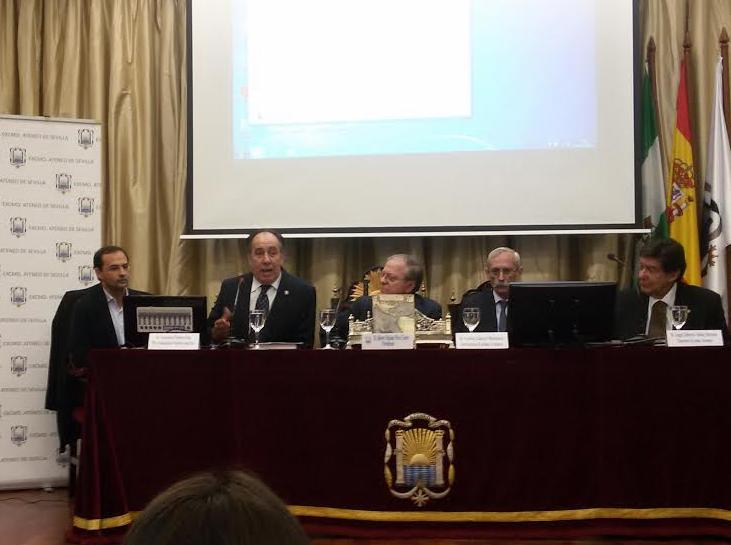 Foto 1 de 2 del artículo «Presentación en el Ateneo de Sevilla del libro «En busca de las especias. La primera…»