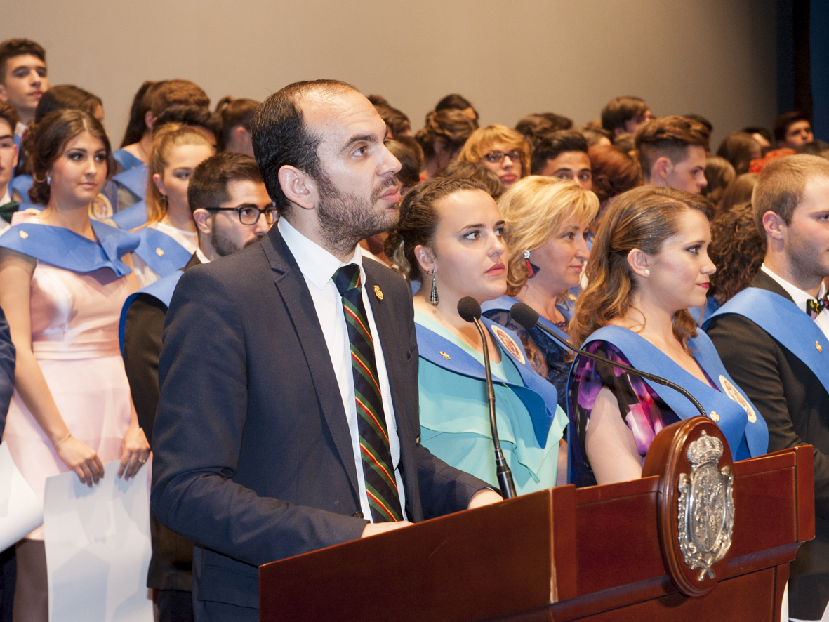 Foto 18 de 18 del artículo «Acto académico de Graduación 2016 de los estudiantes del Instituto Aguilar y Eslava»