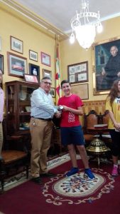 Foto 1 de 5 del artículo «Entregados los premios del Certamen de San Valentín del IES Aguilar y Eslava»