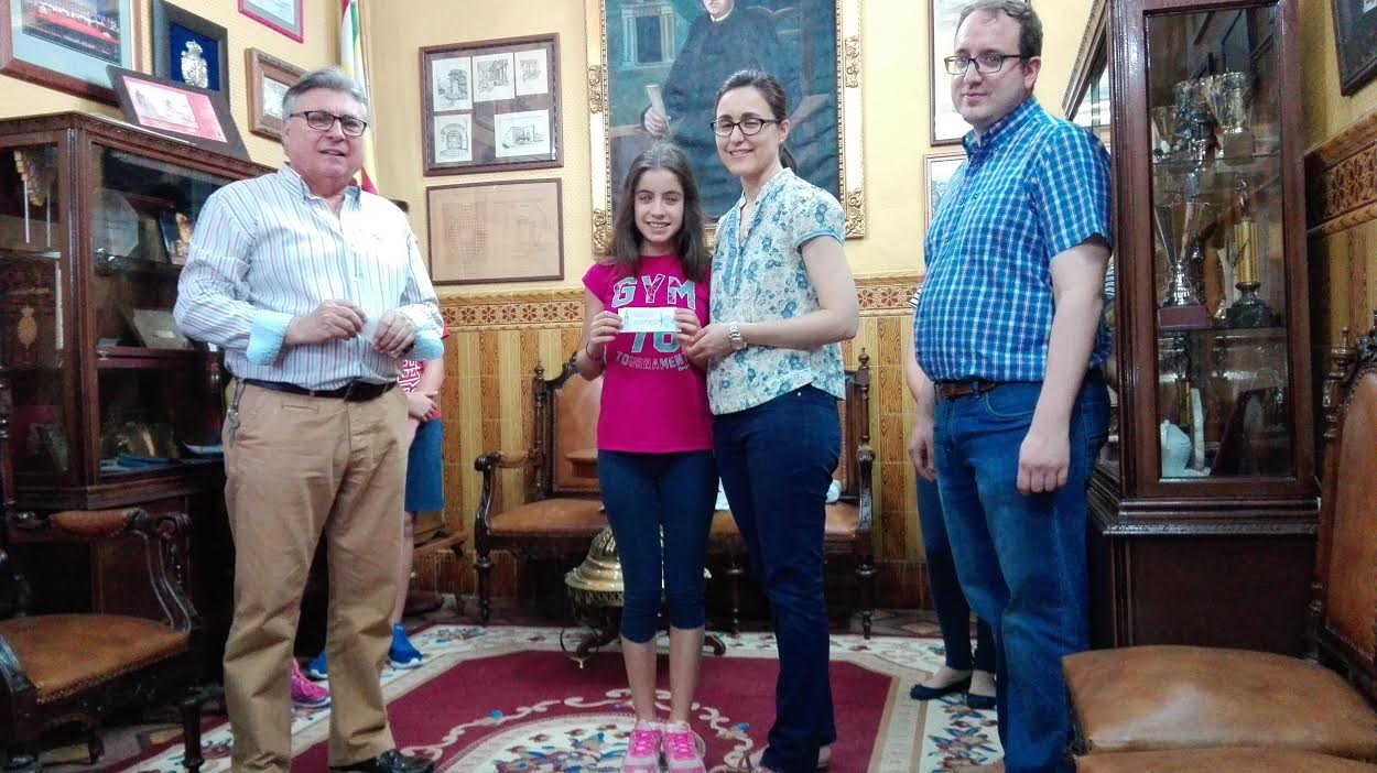 Foto 2 de 5 del artículo «Entregados los premios del Certamen de San Valentín del IES Aguilar y Eslava»