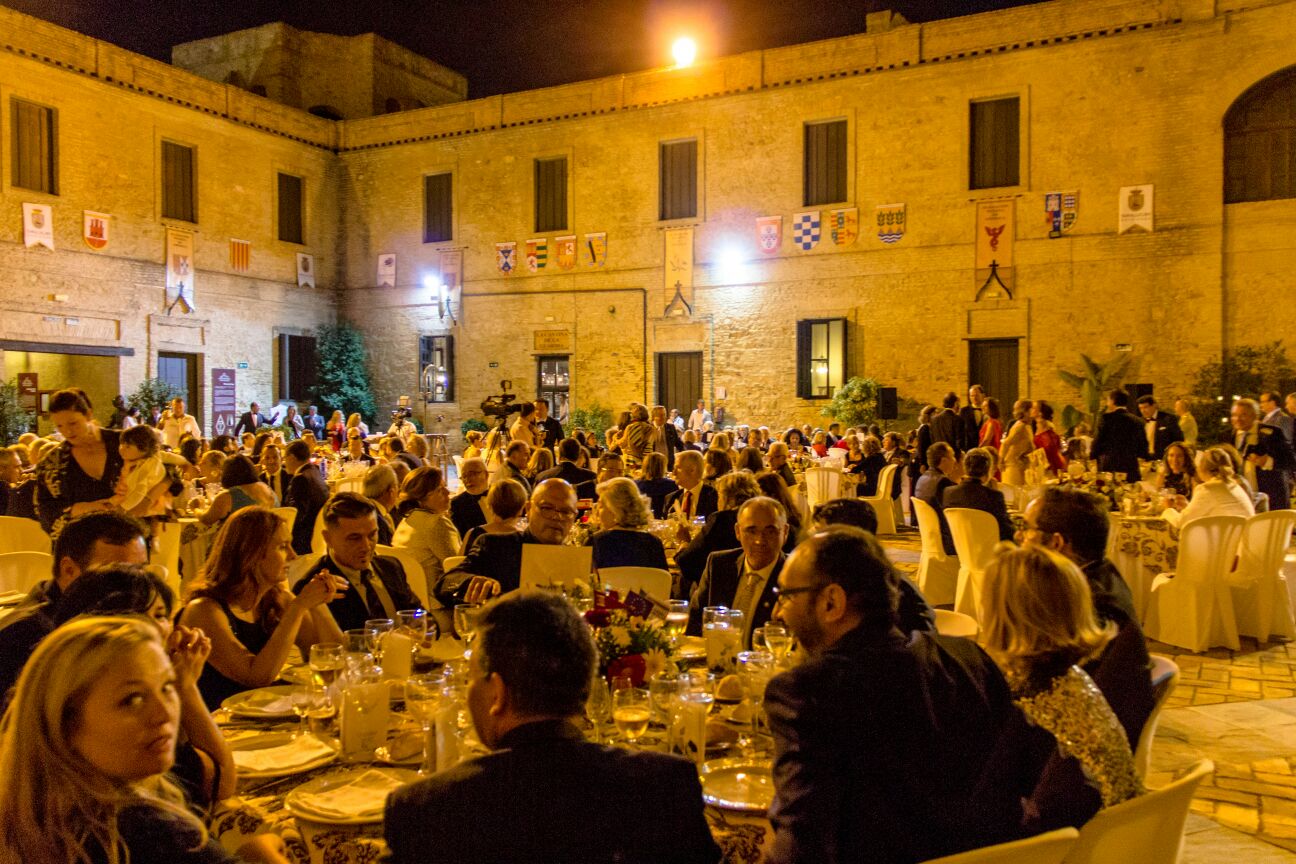 Foto 8 de 8 del artículo «Entrega de los premios de la Fundación Puerta de América 2016»
