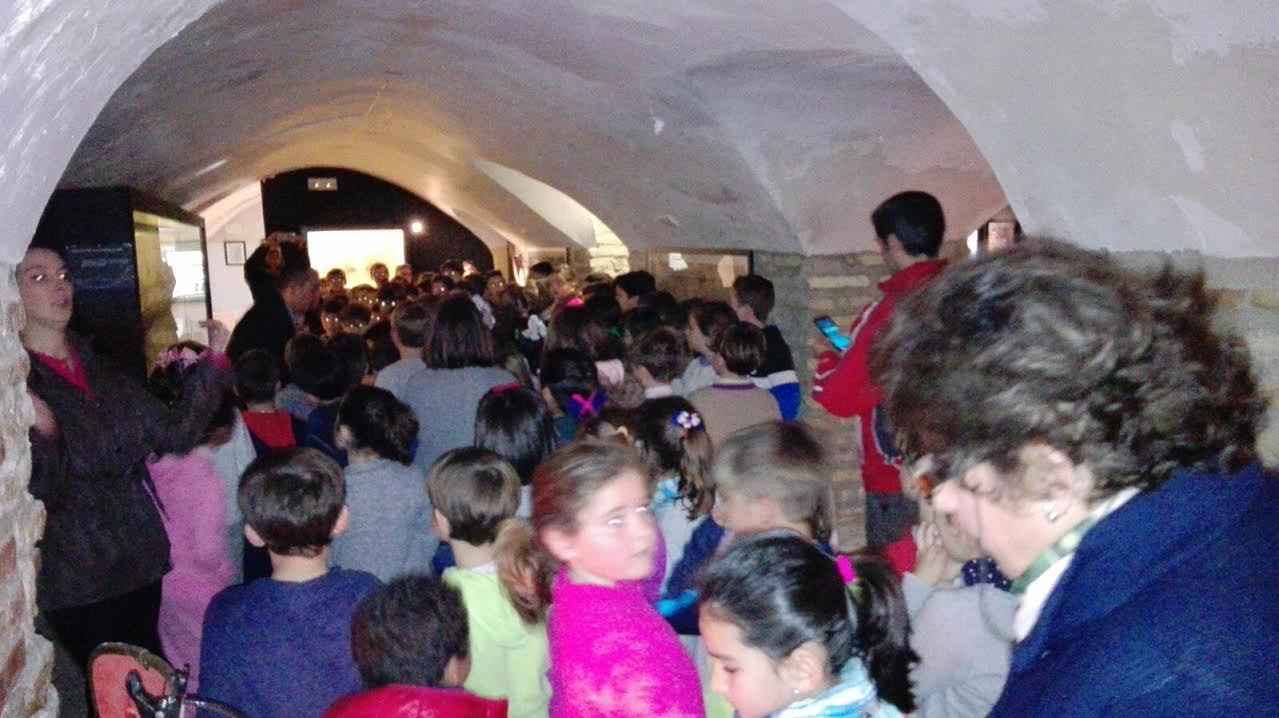 Foto 4 de 5 del artículo «Visitas escolares al Museo Aguilar y Eslava en el Día de Andalucía»