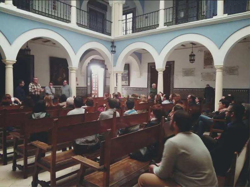 Foto 2 de 3 del artículo «Visita del Centro de Profesorado a la Biblioteca Histórica Aguilar y Eslava»