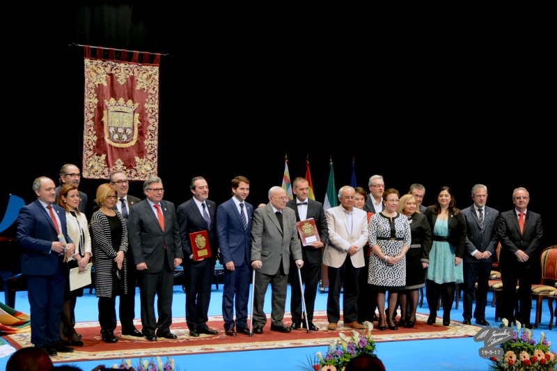 Foto 7 de 7 del artículo «La Fundación-Instituto Aguilar y Eslava distinguidas con motivo del Día de Cabra 2017»
