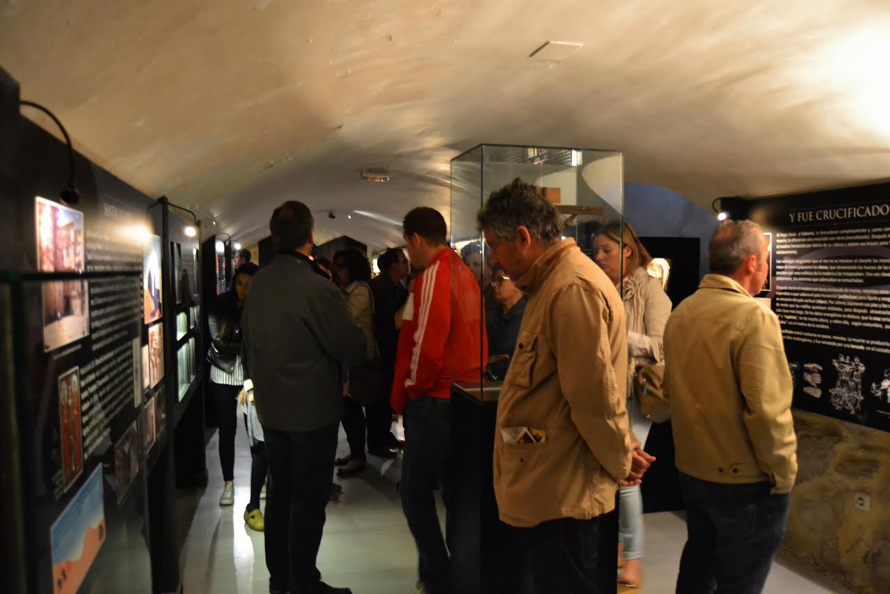 Foto 3 de 7 del artículo «Clausura de un curso de formación de profesorado sobre la Síndone en el Museo de la Pasión»