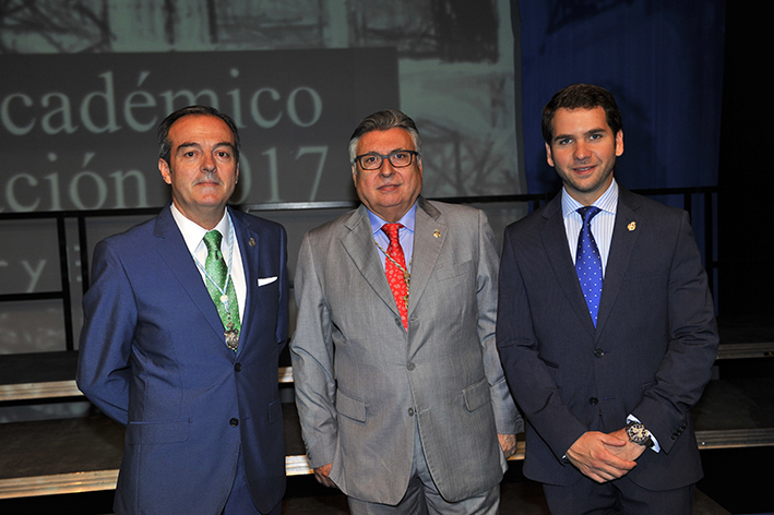 Foto 4 de 5 del artículo «Acto académico de graduación Instituto Aguilar y Eslava 2017»