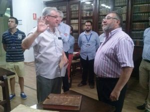 Foto del artículo «Visita del alcalde de Alhaurín de la Torre (Málaga) a la Biblioteca Histórica Aguilar y…»