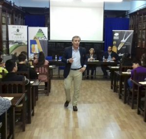 Foto 1 de 4 del artículo «Cata de aceite de oliva para estudiantes con motivo de la Fiesta del Aceite Fresco de…»