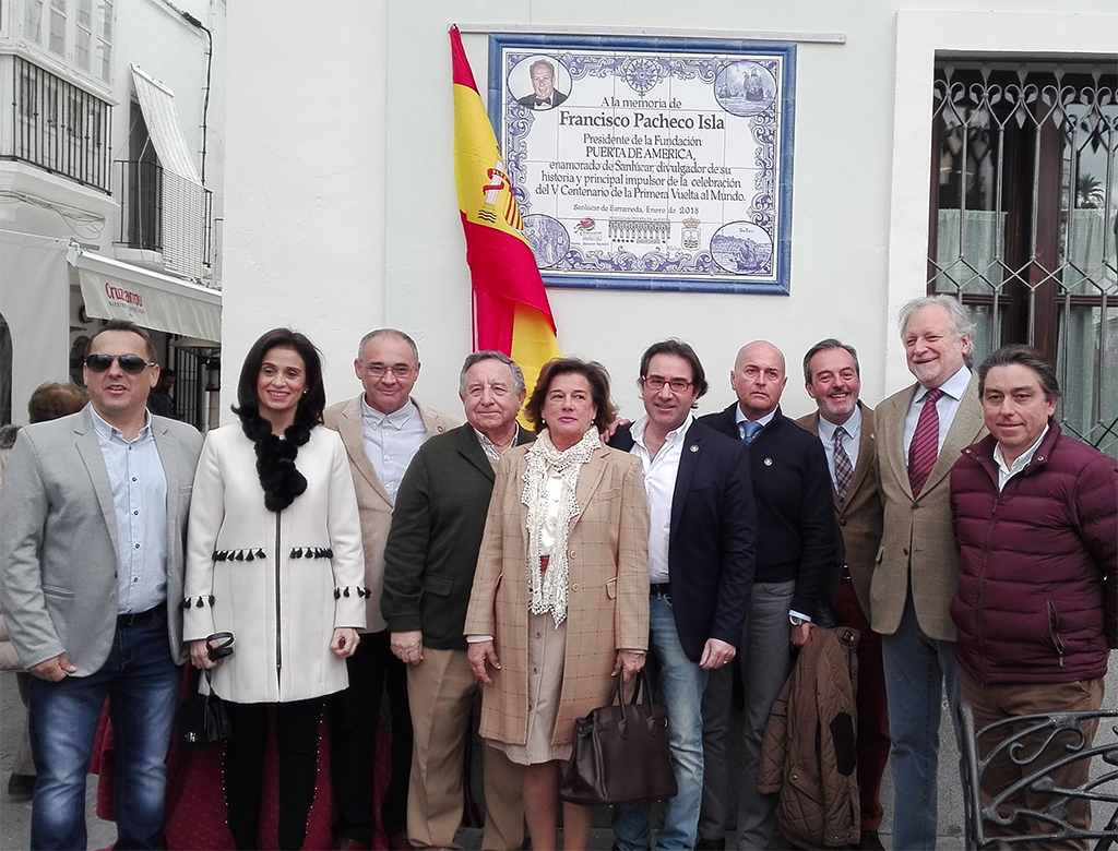 Foto 4 de 6 del artículo «Un azulejo recuerda a Francisco Pacheco como impulsor del V Centenario de la Primera…»