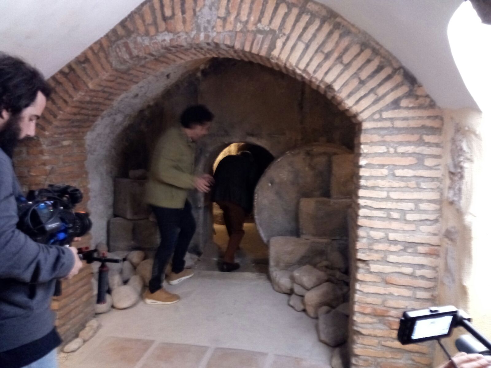 Foto 4 de 7 del artículo «El programa de TVE 2 «Un país mágico» en el Museo de la Pasión»