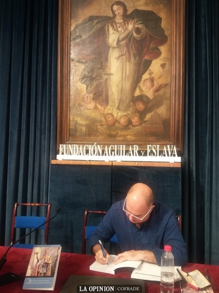 Foto 1 de 4 del artículo «Rafael Luna García presentó su libro sobre los sermones de San Juan de Ávila»