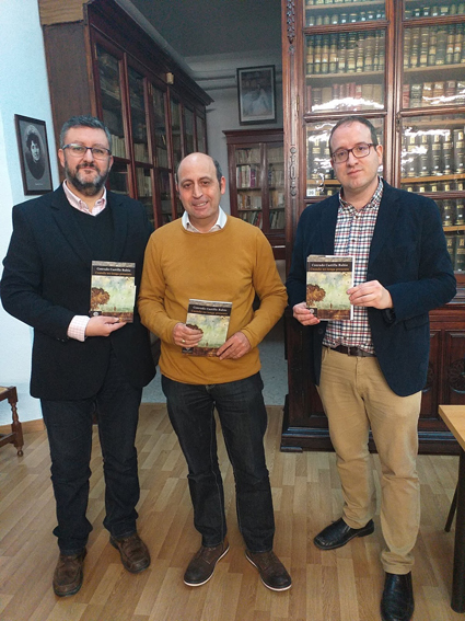 Foto 2 de 2 del artículo «Presentación del nuevo poemario de Conrado Castilla»