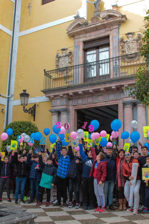 Foto 2 de 4 del artículo «Estudiantes del Aguilar y Eslava participan en el Día por la Paz y la No Violencia»