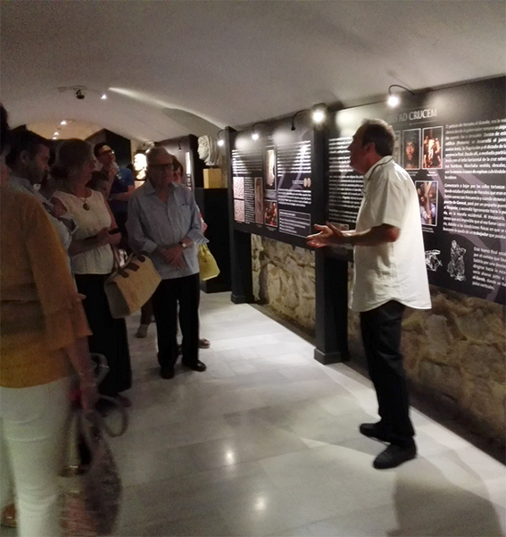 Foto 1 de 4 del artículo «La Hermandad Universitaria de Córdoba visita la Fundación Aguilar y Eslava y el Museo de…»