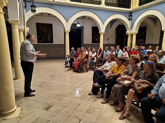 Foto 2 de 3 del artículo «Visitas al Museo Aguilar y Eslava»