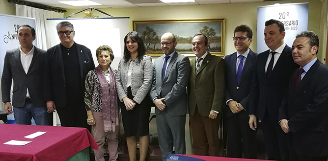 Foto 2 de 3 del artículo «La Fundación Aguilar y Eslava presente en la celebración del vigésimo aniversario de la…»