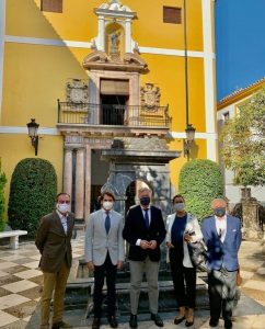 Foto 1 de 9 del artículo «Visita del director del IAPH a la Fundación Aguilar y Eslava»