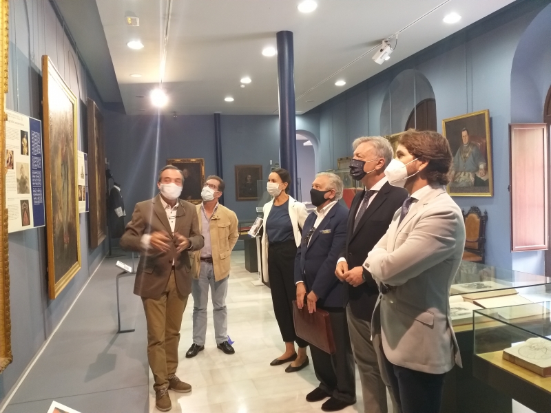 Foto 4 de 9 del artículo «Visita del director del IAPH a la Fundación Aguilar y Eslava»