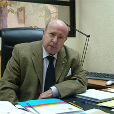 Foto del artículo «Donación del profesor Peña González a la Biblioteca histórica Aguilar y Eslava»