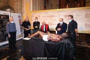 Foto 1 de 6 del artículo «El Yacente Sindónico del Museo de la Pasión de Cabra en la catedral de Valencia»