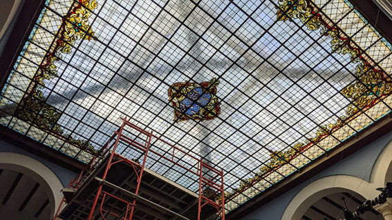 Foto 19 de 20 del artículo «Conservación-restauración de la vidriera artística del Patio de Cristales del…»