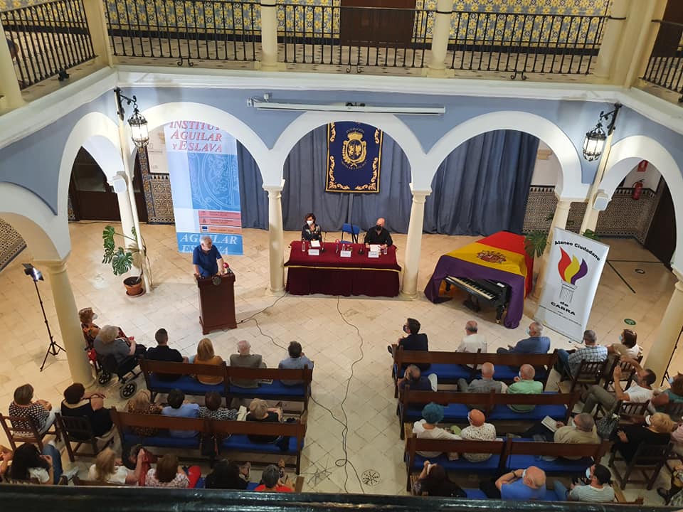 Foto 2 de 2 del artículo «Presentación del libro «Un topo en Cabra (1936-1942). Testimonio de sus hijos»»