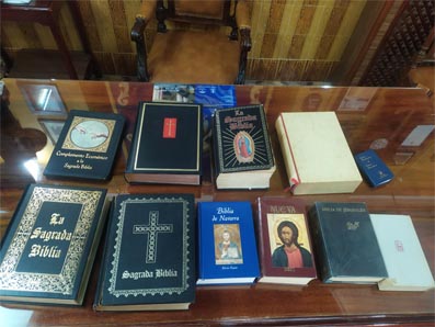 Foto 2 de 2 del artículo «Donación de Fray Guillermo Triano Luna de una colección personal de ejemplares de la…»