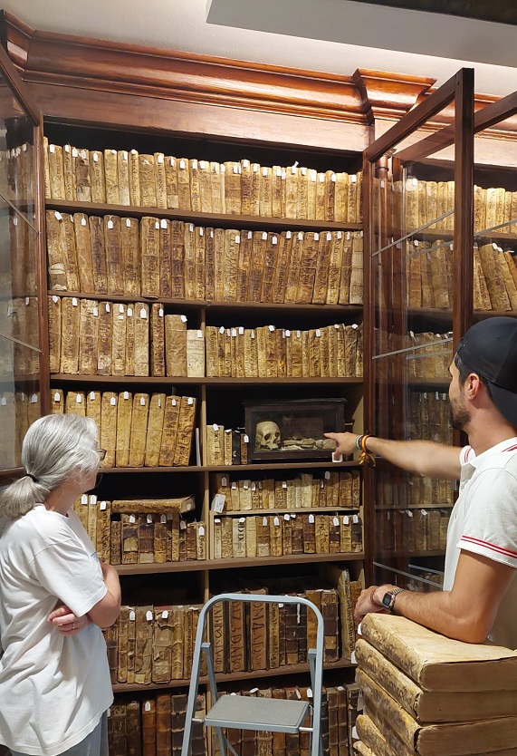 Foto 2 de 3 del artículo «La Biblioteca histórica Aguilar y Eslava se incorpora a la Red de Centros de…»